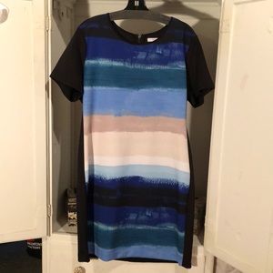 XL multi colored short sleeve dress